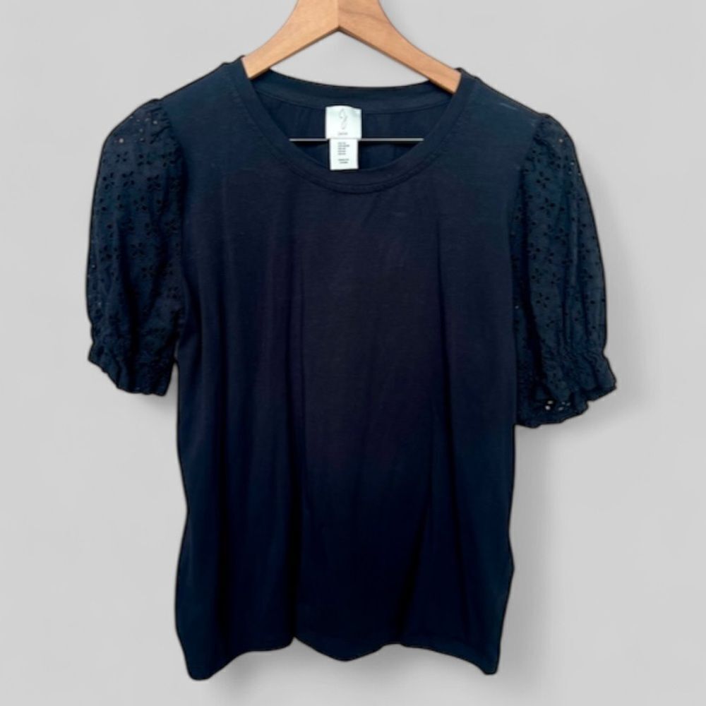 Joie Eyelet Puff Sleeve Knit Cotton Short Sleeve Crew Neck Blouse Pullover Top M